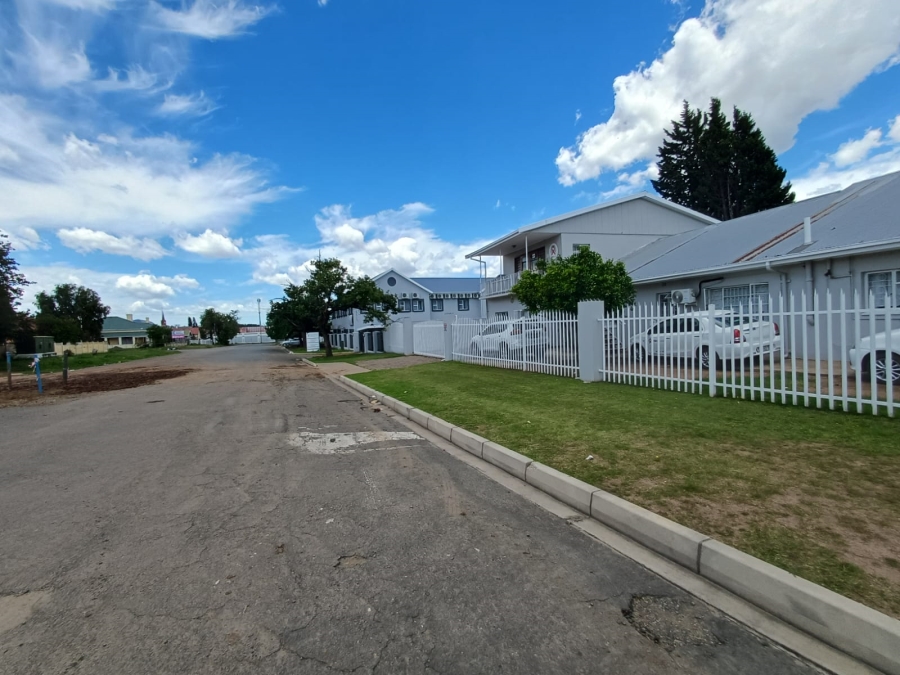 To Let commercial Property for Rent in Queenstown Central Eastern Cape